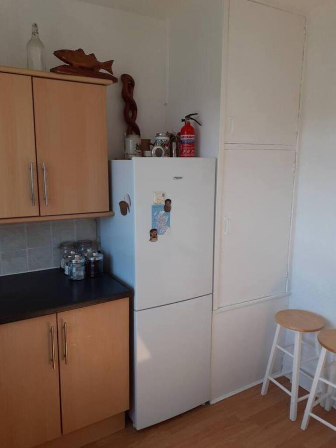 Marina View Lovely Upper 3 Bedroom Apartment Troon Kültér fotó